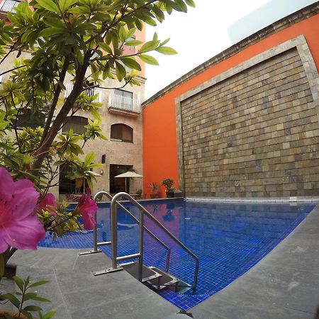 Hotel Celta Zapopan Bagian luar foto
