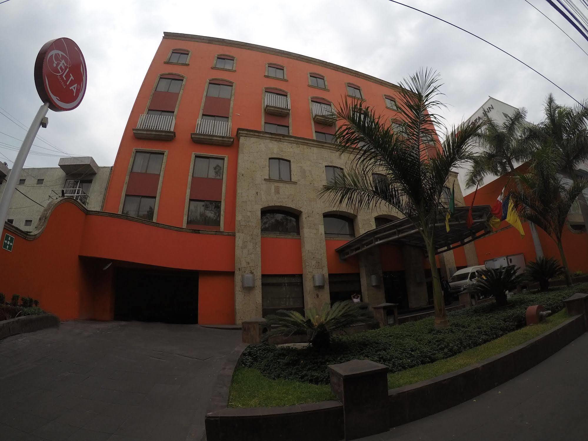 Hotel Celta Zapopan Bagian luar foto